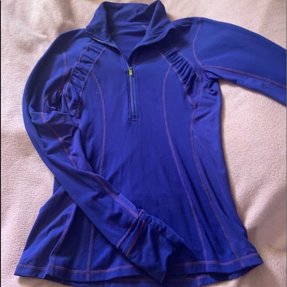 Lululemon size 8 purple long sleeve - Picture 2 of 5